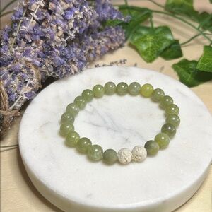 Green Aventurine with lava stone gemstone stretch bracelet